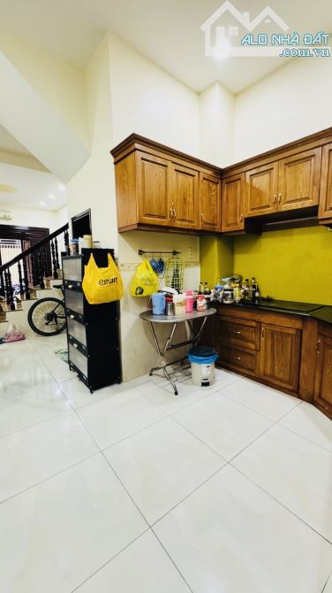 📣 QUẬN 5 – 2 MẶT HẺM THÔNG – XE HƠI VÀO TỚI NHÀ – 43M² – 3 TẦNG BTCT – 3PN – NHỈNH 10 TỶ - 6