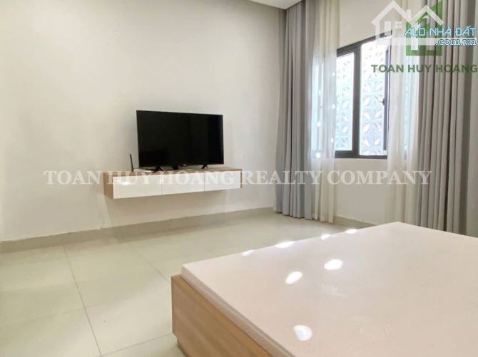 Nhà 4 phòng ngủ khu Phạm Văn Đồng - B945 - 6