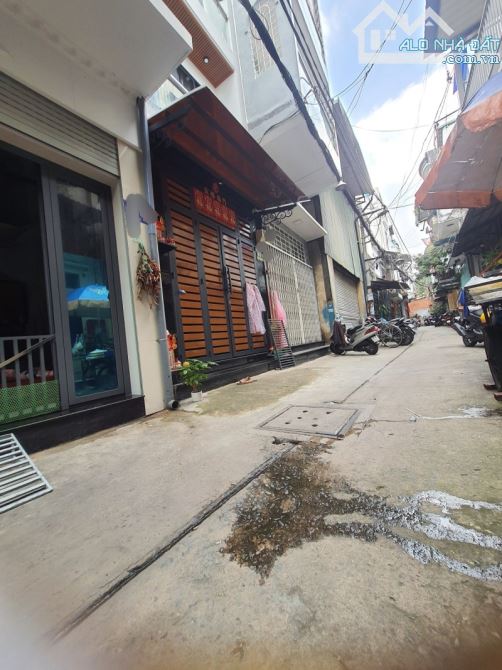 💥 NHÀ ĐẸP 5 TẦNG TRUNG TÂM Q11 – HIẾM NHÀ BÁN 💥 + Vị trí :  Đội Cung, P.8, Quận 11 - 6