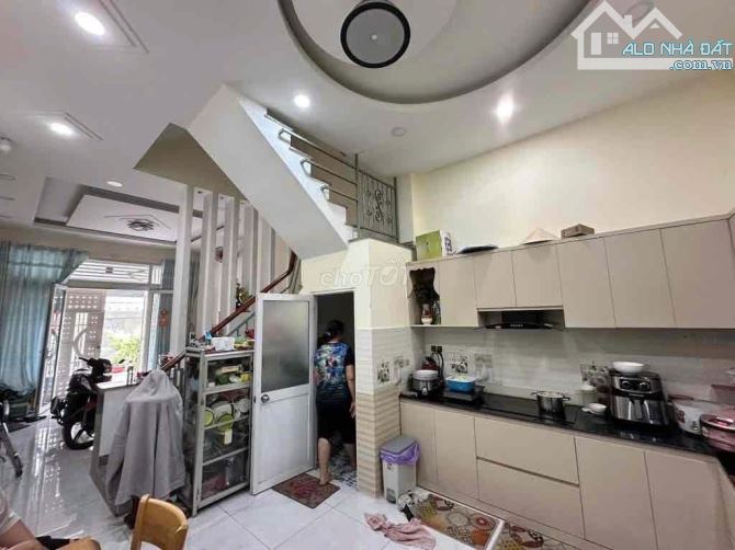 🌺Quận 6🌺 Đối diện công viên p10 - gần Võ Văn Kiệt - 4x16 - 2 lầu st - chỉ 11.2 tỷ - 6