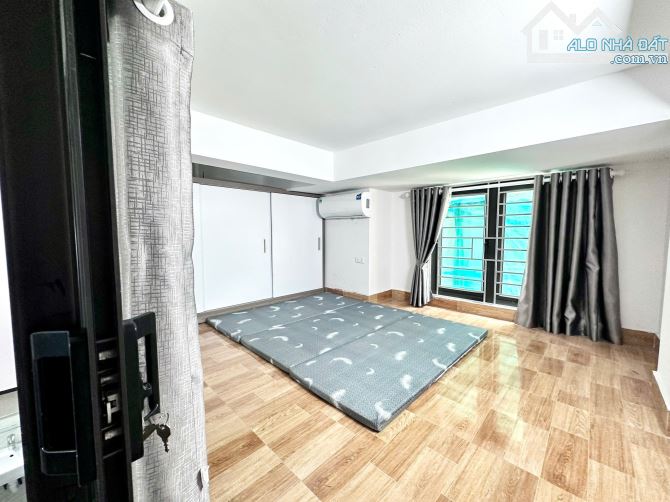 Cho Thuê CCMN 3 Đỗ Nhuận Tây Hồ 40m2 Gác Xép 2 Ngủ Cửa Sổ Ban Công Giặt Riêng Thang Máy - 6