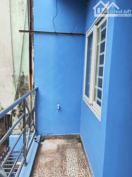 Nhà Lạc Long Quân, Tân Bình, 42m2, 2 Tầng, 3 PN, Khai Thác Dòng Tiền 8.5tr, Chỉ 4 Tỷ 2 - 6