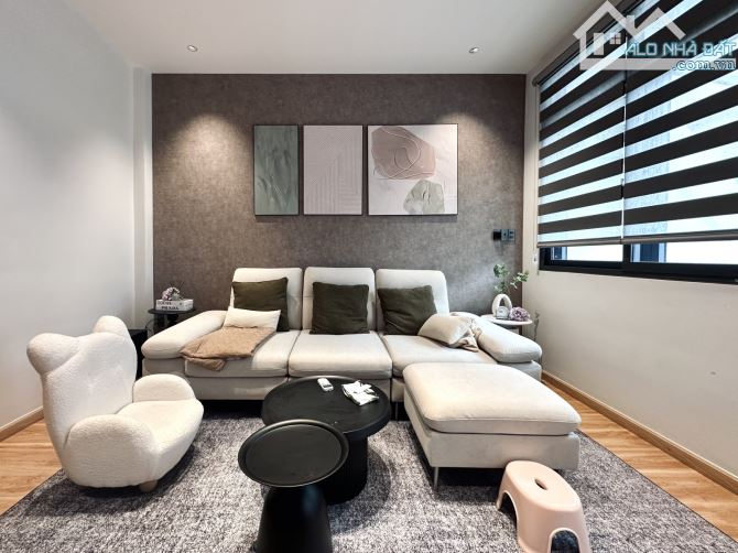 BÁN NHÀ HOÀNG VĂN THỤ – THANG MÁY + GARA OTO – HẺM KINH DOANH 8M – 6 PHÒNG NGỦ - DT 72 M2 - 6