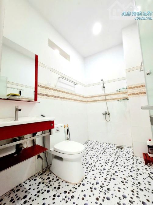 Bán gấp nhà HXH 766/ CMT8, Tân Bình (60.4m2) nhà 3 tầng mới đẹp - Giá bán 8.7 tỷ - 6