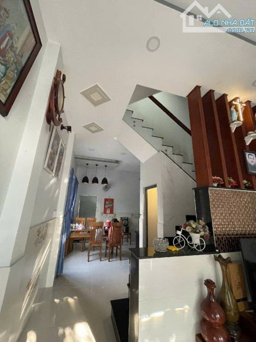 Bán nhà Hóc Môn, HXT 6m, 110m2 (5.1x22), 3 tầng, nhỉnh 4 tỷ - 6