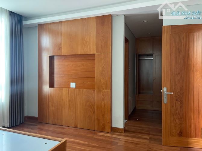 Bán Biệt Thự MT Đường Hoa - Khu Phan Xích Long. 8 x18m. Hầm 3Tầng Giá Chỉ 59tỷ - 6