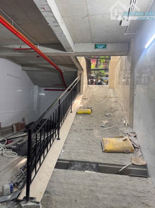 TÒA NHÀ MẶT PHỐ ĐÊ LA THÀNH 88M2, 86.5 TỶ - VIEW HỒ NGỌC KHÁNH, DÒNG TIỀN 180TR/THÁNG - 6