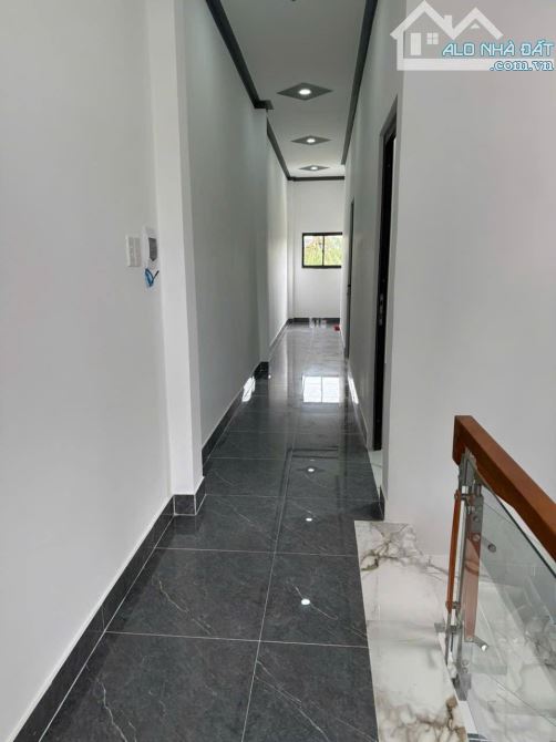 NHÀ 1 TRỆT 1 LẦU ĐƯỜNG NGUYỄN HỮU TRÍ 850 BÌNH CHÁNH TRIỆU SHR - 6