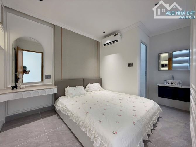 Nhà 2 tầng kiệt Thái Thị Bôi Full Nội Thất - giá chưa tới 5ty - 6