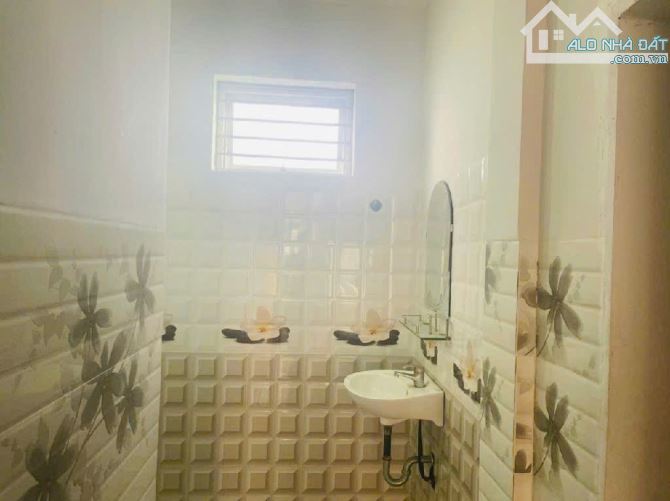 HẠ 2 TỶ - BÁN GẤP NHÀ 2 TẦNG 176M2 NGANG 7,5M - MẶT TIỀN NGUYỄN DUY TRINH, HÒA HẢI, NHS - 6