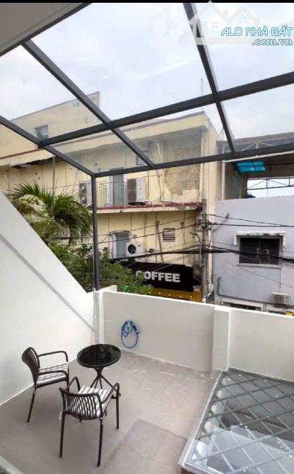 Nhà Đẹp 5 Tầng Có Thang Máy - 4x18 - Xe Hơi Vào Nhà - Gần Mặt Tiền Hoàng Văn Thụ - 6