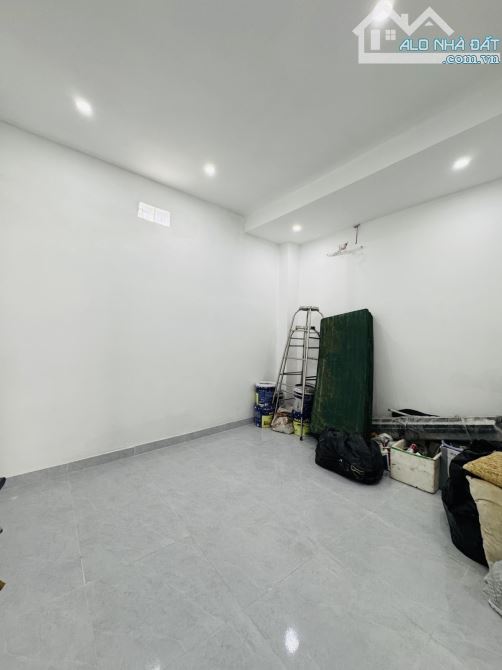 NHÀ MỚI 1 TRỆT 1 LỮNG DT 3.9x14 NGAY LÊ VĂN KHƯƠNG Q12- GIÁ 3TY440 - 6