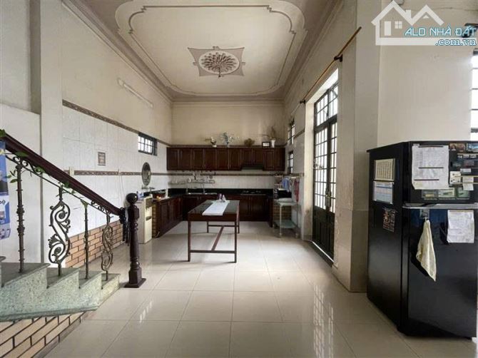 Bán gấp biệt thự 3 tầng  mặt tiền đường số 1  P13  Gò Vấp  14x20m full thổ  Giá 21Tỷ TL - 6