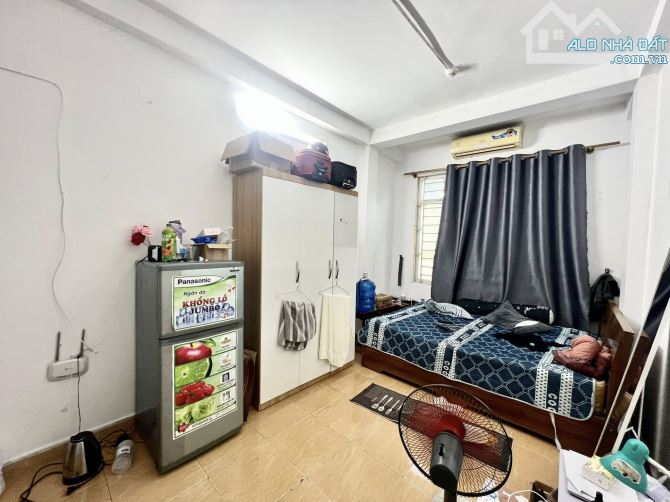 phân lô PHÙNG CHÍ KIÊN - Cầu Giấy .. dt 50m xây 6 tầng thang máy ngõ thông 14 tỷ 8 - 6
