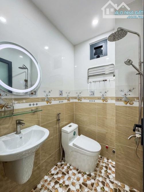 Chủ gửi. NHÀ TRỆT LẦU HIỆN ĐẠI – HẺM NHÁNH 311 NGUYỄN VĂN CỪ, P. CÁI KHẾ, CẦN THƠ - 7
