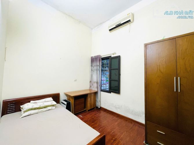 CHÍNH CHỦ CẦN BÁN NHÀ ĐẦU NGÕ 29 KHƯƠNG HẠ, 55m2 4 TẦNG MT 4.7 m GIÁ HƠN 13 TỶ - 7