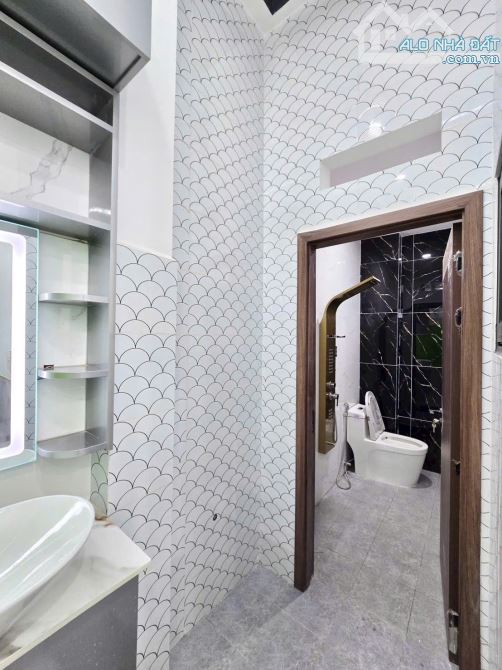 CHÍNH CHỦ GỬI BÁN NHÀ MỚI XÂY 1TRỆT 1LẦU HOÀN CÔNG KDC VIP HÓA AN,4X18=72M2,THỔ CƯ 100%,3P - 7