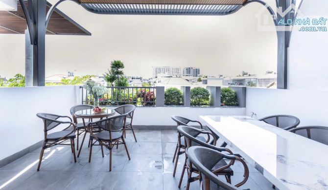 NHÀ ĐẸP THIẾT KẾ HIỆN ĐẠI CÓ THANG MÁY KĐT VCN - 7