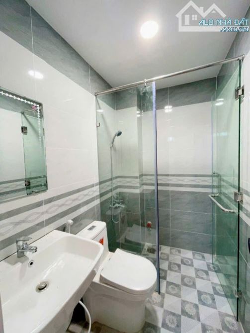CÁCH MẶT TIỀN ĐOÀN VĂN BƠ 20m - NHÀ 4 TẦNG KIÊN CỐ CHỈ 4Tỷ850 - 7