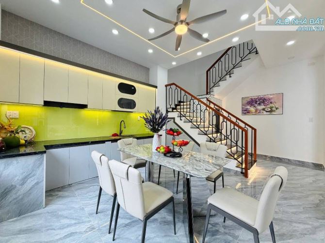 Bán nhà đẹp ngang 9 X 10m, 4 tầng, sân vườn, HXH 8m ngay Emart Phan Huy Ích, 8.599 tỷ - 7