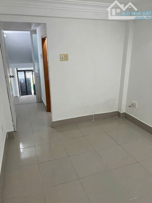 Gần chợ Bà Chiểu NNC Vũ Tùng - Bình Thạnh 4x15m 2PN mới cứng. Giá 13 triệu/ tháng - 7