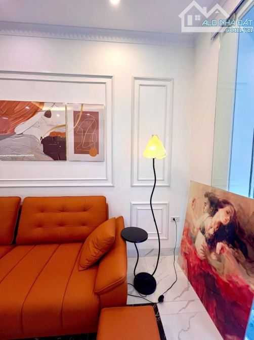 🚗 SIÊU PHẨM THẠCH BÀN – 31M², 5 TẦNG, Ô TÔ ĐỖ CỬA – 7.35 TỶ 🚗 - 7