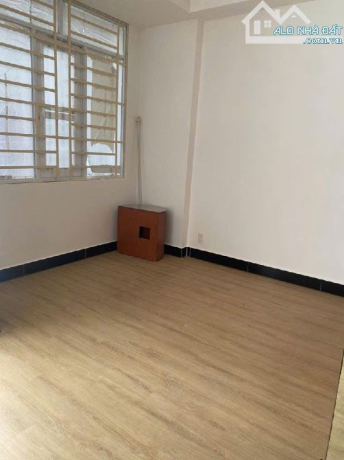 Nhà 3 tầng mặt tiền đường Huỳnh Thị Đồng TT Nhà bè. 4,5*17 hơn 8 tỷ. Đường 12 m KDBB. - 7
