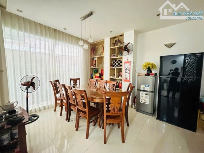 SIÊU HIẾM – NHÀ 3 TẦNG SAU LƯNG TRẦN PHÚ – TT TP ĐÀ NẴNG – DT 110M² NGANG 12M – CHỈ 13 TỶ - 7