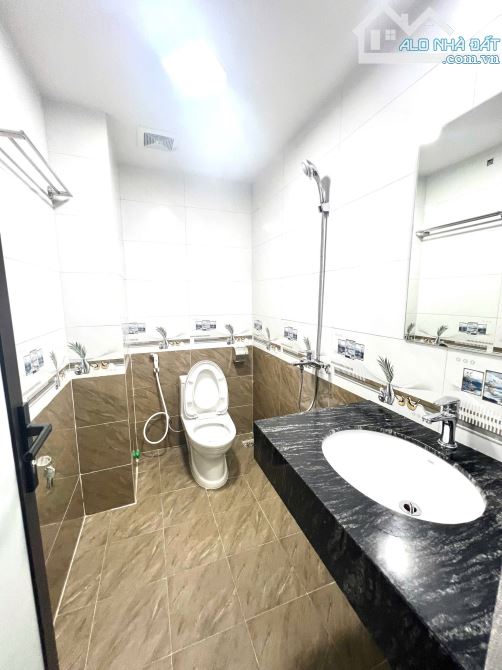 Bán Nhà 4 Tầng phố Hưng Phúc- Hoàng Mai 48M- Nhỉnh 7 tỷ(TL) - 7