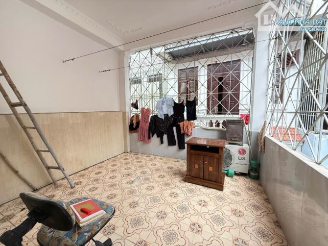 CẦU GIẤY – TRUNG TÂM SẦM UẤT – OTO VÀO NHÀ – LÔ GÓC 3 THOÁNG – 42M² – 4 TẦNG – 15,6 TỶ - 7