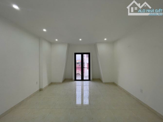 🌟 Nhà 4 tầng khu phân lô Ngô Gia Tự – Đường 5m, có vỉa hè, gara ô tô – Giá chỉ - 7