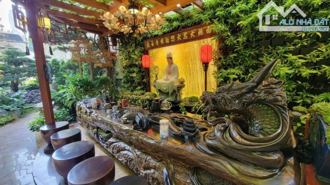 Biệt Thự Dát vàng phong cách cổ điển hiện đại - 7