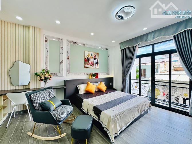 Biệt thự Mini 4 tầng xây mới, ngang lớn 8.5M dài 10M, phòng cách Tân cổ điển, 4PN 5WC + ST - 7