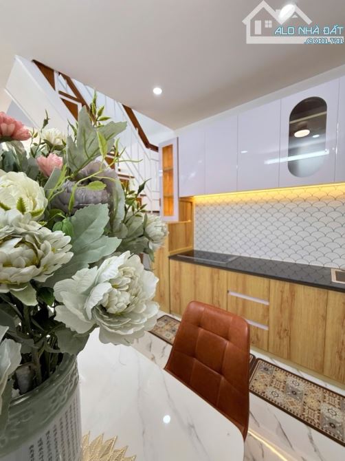 🔥🔥 HIẾM NHƯ HOA HẬU, CỐNG LỠ TÂN BÌNH, 32 M2, 2 TẦNG, 2 PHÒNG NGỦ. GIÁ: 4,75 TỶ🔥🔥 - 7