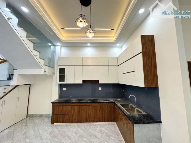 Bán nhà 1 trệt 2 lầu sổ riêng thổ cư p. Hoá An - 8
