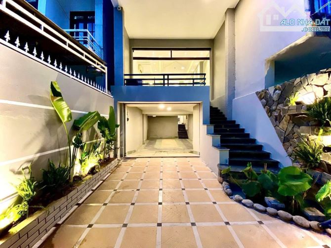 💎 Siêu phẩm nhà 5 tầng Đống Đa – Gara ô tô, full phòng studio cho thuê - DT 35tr/tháng🔥 - 8
