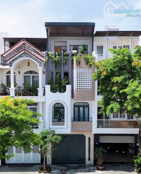 NHÀ ĐẸP THIẾT KẾ HIỆN ĐẠI CÓ THANG MÁY KĐT VCN - 8