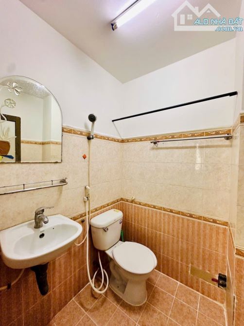 🌈 BÁN CHDV 5LẦU ĐƯỜNG PHẠM HUY THÔNG , AN NHƠN , QUẬN - GV - 8
