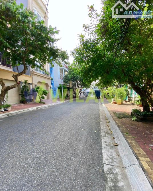 BÁN NHÀ MẶT TIỀN BẾ VĂN ĐÀN KHU TTTM PHƯỜNG 7 TP.VT GĐ XÂY ĐẸP TÂM HUYẾT. GIÁ 14,5 Tỷ TL - 8