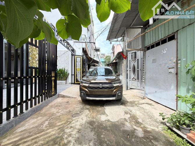 Bán nhà Gò Vấp, Siêu Phẩm 4 tầng ngang 8,5m , Bùi Quang Là, 85m2 chỉ 8,6 tỷ - 8