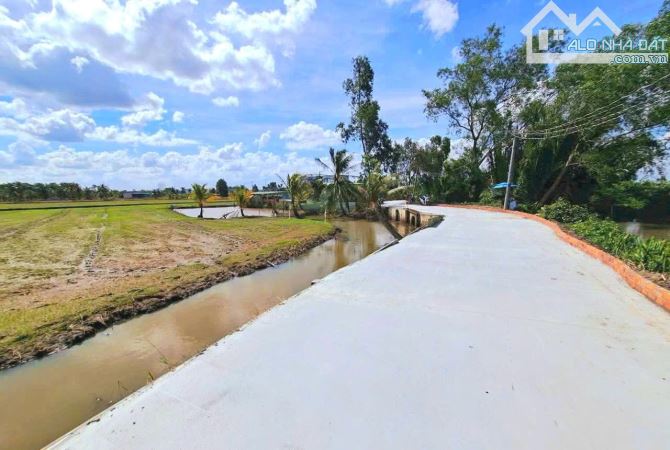 Hàng ngộp, chỉ 380tr sở hữu 150m2 đất thổ đường ô tô cực đẹp - 8