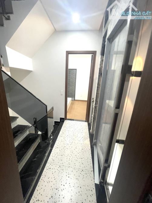 Ms Linh-Siêu đẹp căn 4 tầng mới tinh, độc lập khu TDC Kiến Thiết, Sở Dầu, Hồng Bàng - 8