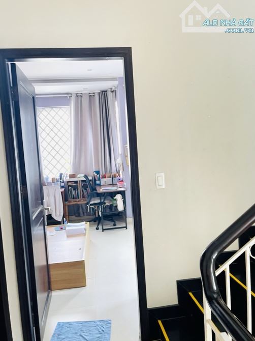 TRẦN ĐÌNH XU- CẦU ÔNG LÃNH -Q.1- DT: 5*11M- 11 TỶ 2 - 8