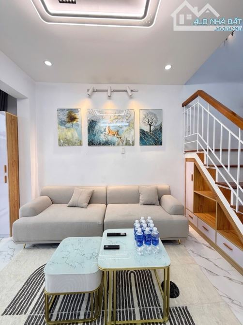🔥🔥 HIẾM NHƯ HOA HẬU, CỐNG LỠ TÂN BÌNH, 32 M2, 2 TẦNG, 2 PHÒNG NGỦ. GIÁ: 4,75 TỶ🔥🔥 - 8