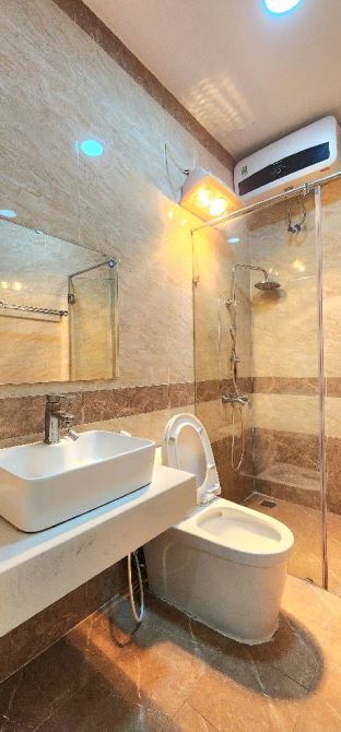 PHÂN LÔ 37M2- NGÕ THÔNG VÒNG QUANH - NHÀ CỰC ĐẸP - VÀI BƯỚC RA ĐƯỚNG LỚN - 8
