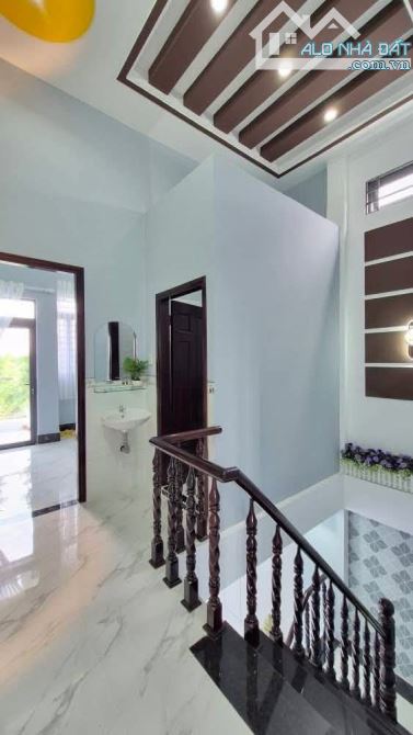 Bán  Nhà Trệt Lầu Mới Hoàn Thiện 4P Ngủ - Cách Bv Số 10 và Kdc Ecopak và QL 1A chỉ 500m, - 9