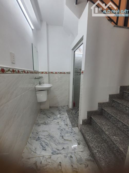 💥 NHÀ ĐẸP 5 TẦNG TRUNG TÂM Q11 – HIẾM NHÀ BÁN 💥 + Vị trí :  Đội Cung, P.8, Quận 11 - 9