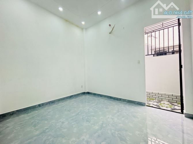 Bán Nhà Lâm Thị Hố Q12 -72 M2( 4 x18m )- 2Tầng- HXT - Chỉ 5,75Tỷ. - 9