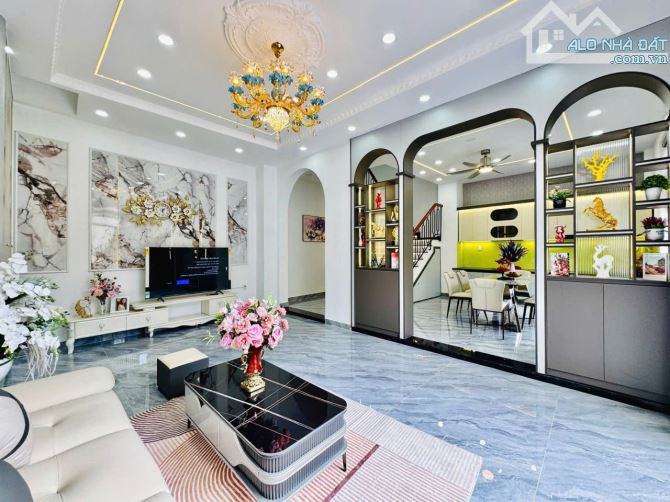 Vila Hẻm 6m Bùi Quang Là P12💎 Diện tích: 8,9m x 10m 3 Lầu 4PN 5WC💵8,6 Tỷ - 9