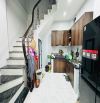 Bán nhà Mỹ Đình, 35m hơn 8 tỷ, sát ô tô, dân xây, ở ngay, gần phố.